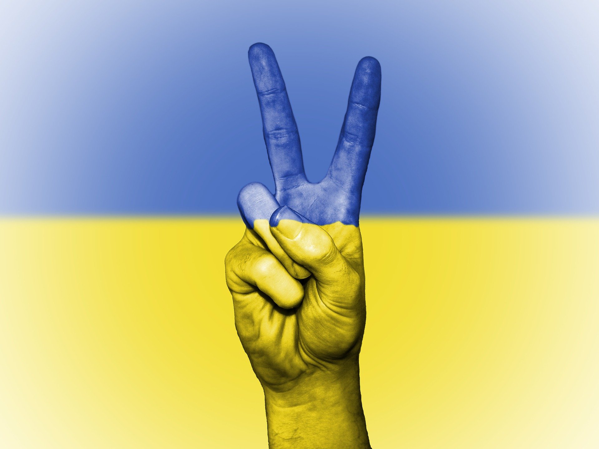 Flaga Ukrainy ze znakiem Viktorii