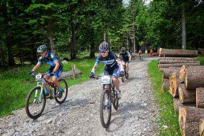 Trzeci dzień Bike Adventure. Zmiana lidera na PRO. Przepraszamy za Petrovkę ;-)