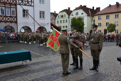 Uroczystość nadania imienia i sztandaru dla Ośrodka Szkoleń Specjalistycznych SG w Lubaniu